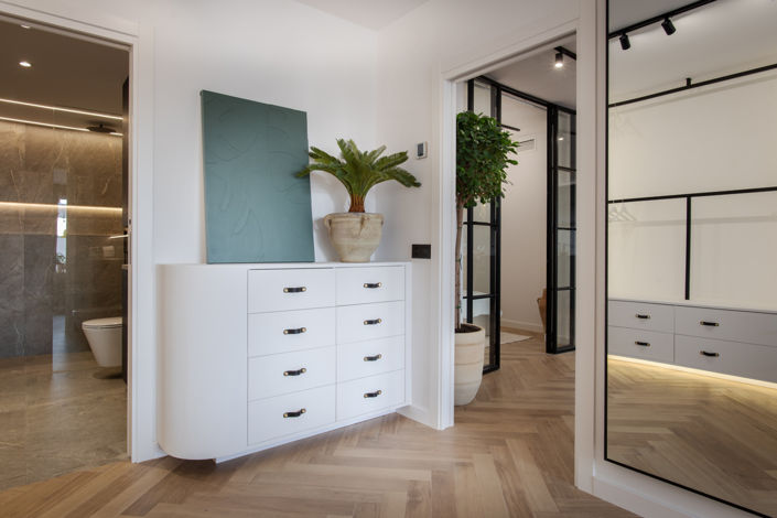 Image No.14-3 Bed Apartment for sale