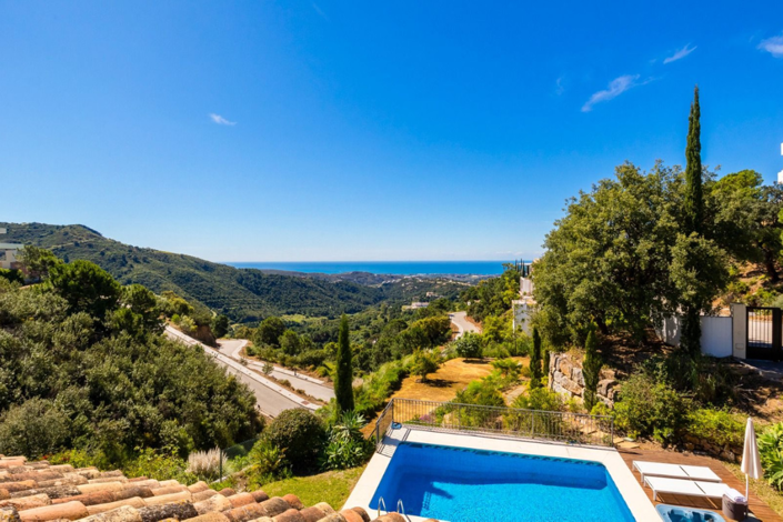 Image No.2-4 Bed Villa for sale