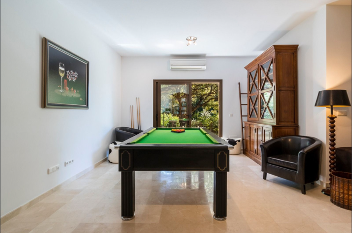 Image No.3-4 Bed Villa for sale