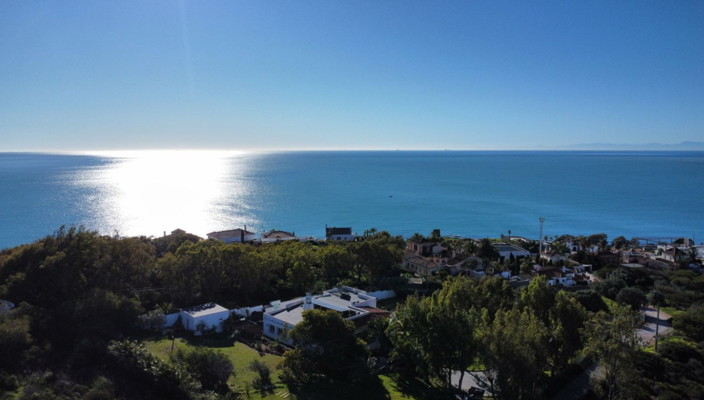 Image No.2-4 Bed Villa for sale