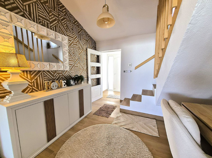 Image No.9-4 Bed Villa for sale