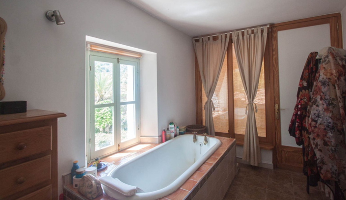 Image No.23-6 Bed Villa for sale