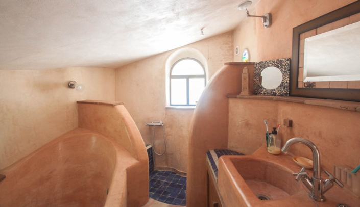 Image No.28-6 Bed Villa for sale