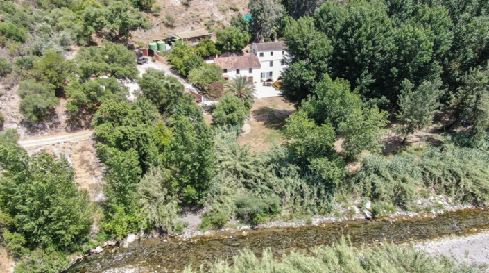 Image No.4-6 Bed Villa for sale