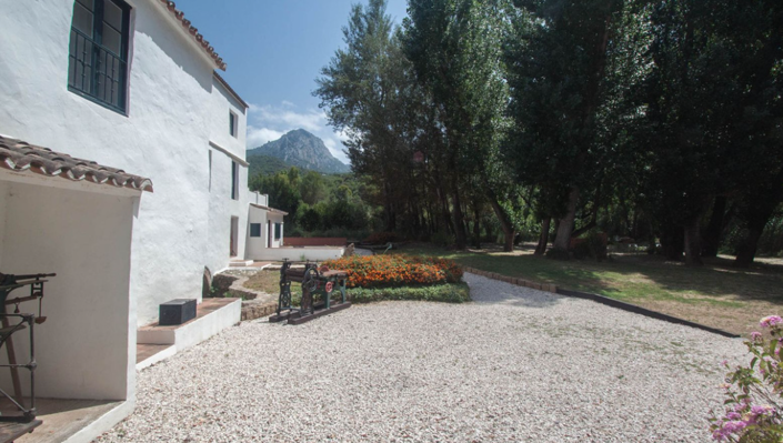 Image No.8-6 Bed Villa for sale