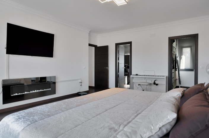 Image No.36-4 Bed Villa for sale