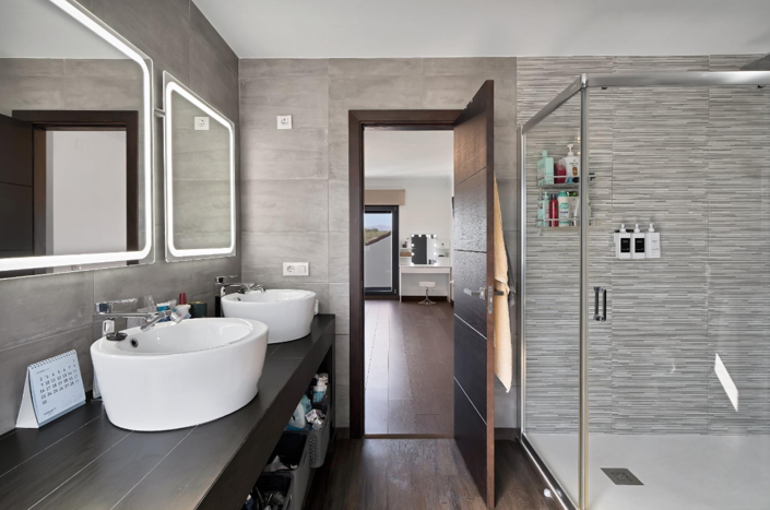 Image No.37-4 Bed Villa for sale