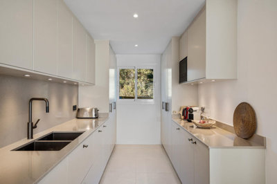 b98le8d7m9k3degpefzhs0lif8u4xzvzhwxtmggyekxx9