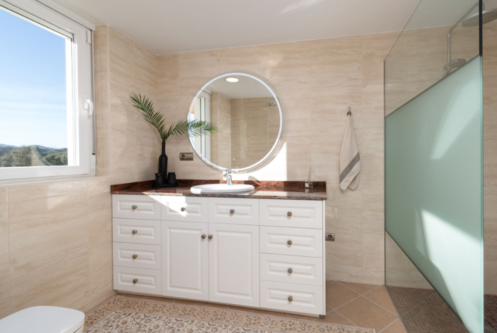 Image No.33-4 Bed Villa for sale