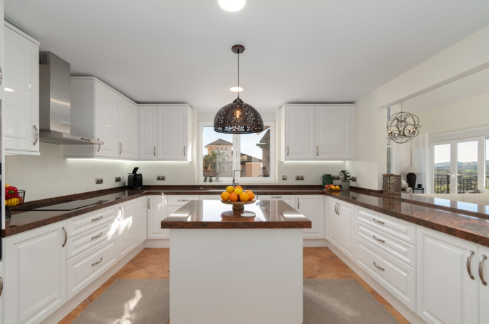 Image No.8-4 Bed Villa for sale