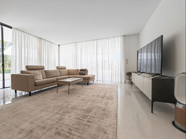 Image No.11-3 Bed Apartment for sale