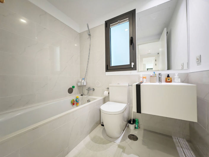 Image No.6-3 Bed Apartment for sale