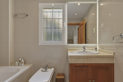 b98le8d7m9k3degpefzhs0lif8u4xzvzhwxtmggyekxx9