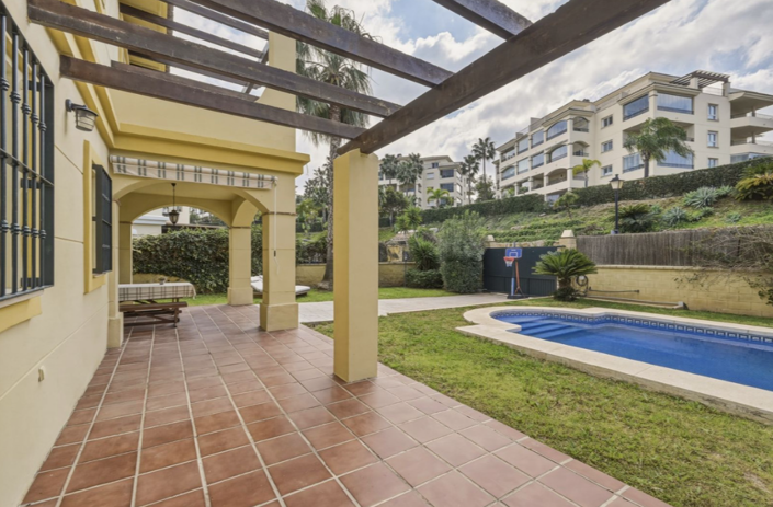 Image No.28-5 Bed Villa for sale