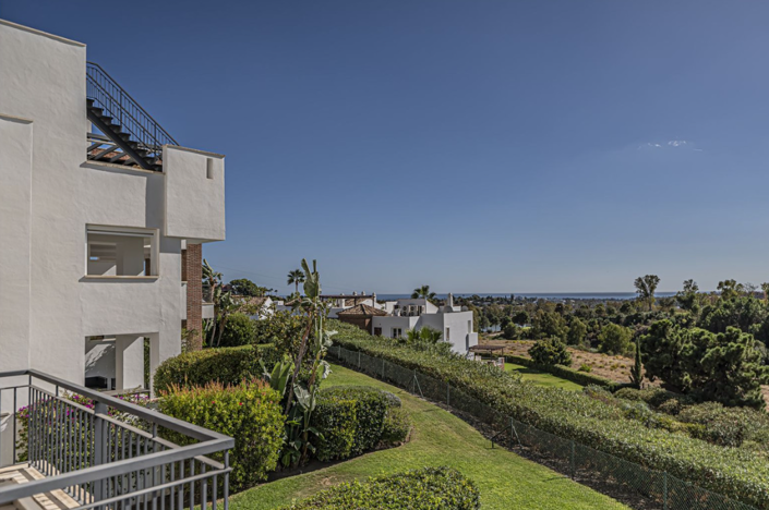 Image No.17-3 Bed Apartment for sale