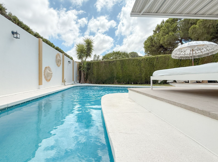 Image No.10-3 Bed Villa for sale