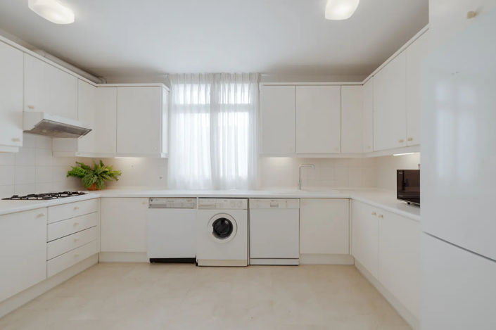 Image No.5-2 Bed Penthouse for sale