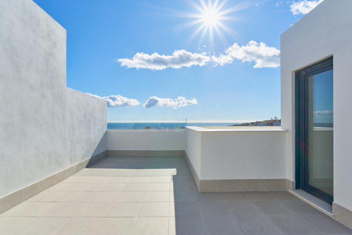 Image No.20-3 Bed House for sale