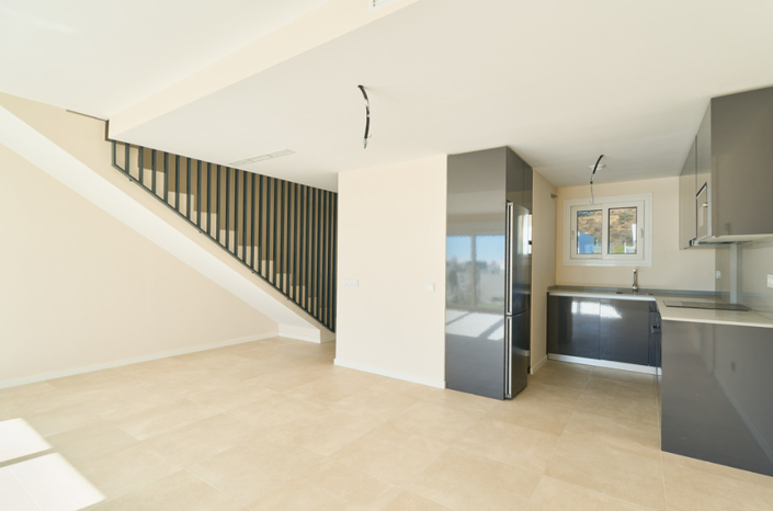 Image No.23-3 Bed House for sale