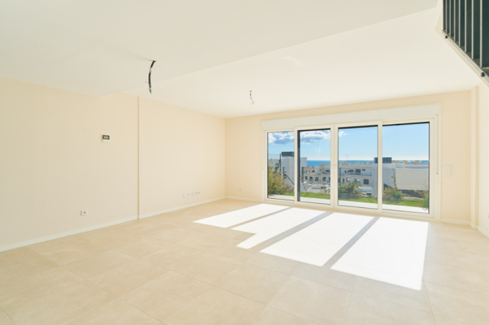 Image No.24-3 Bed House for sale