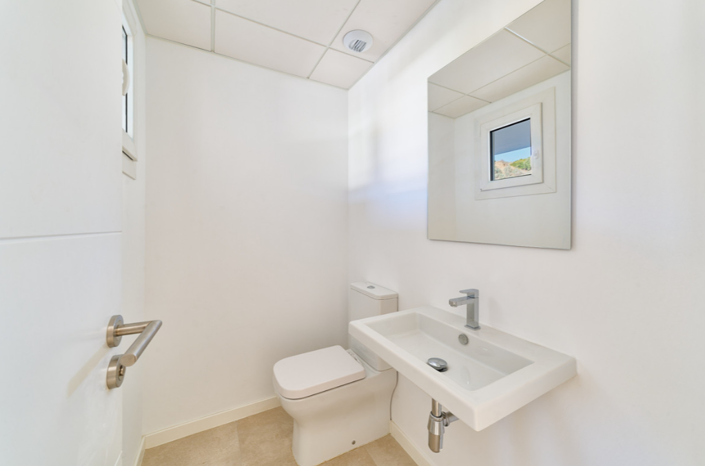 Image No.28-3 Bed House for sale