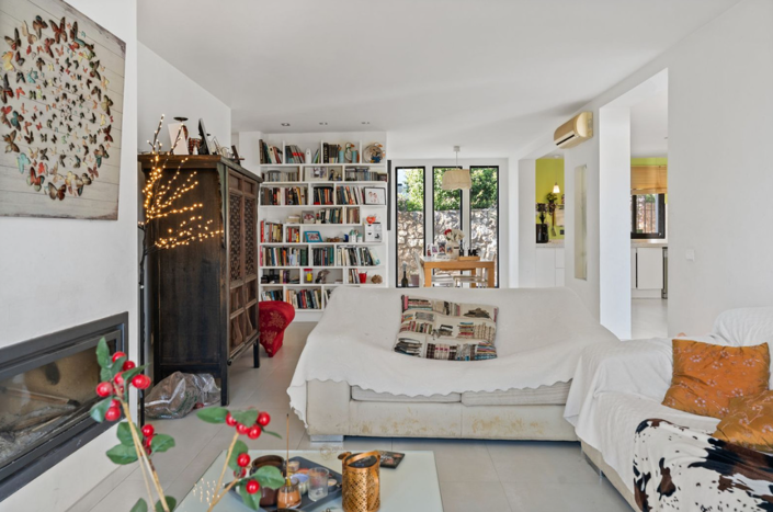 Image No.18-3 Bed Villa for sale