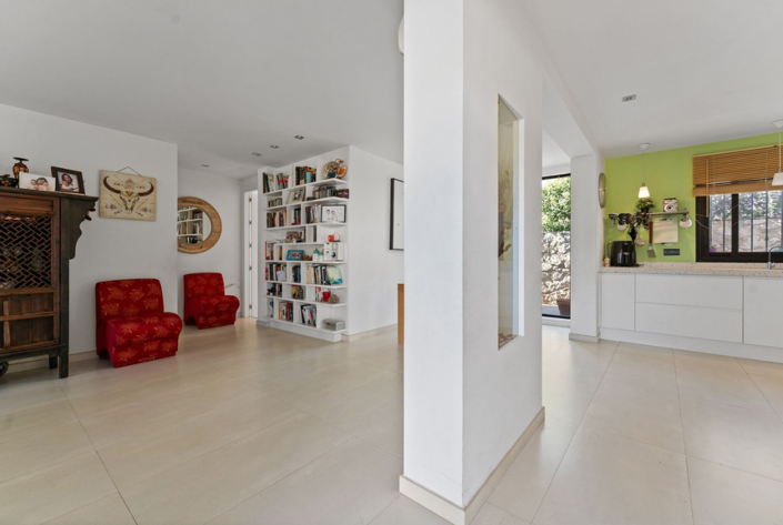 Image No.5-3 Bed Villa for sale