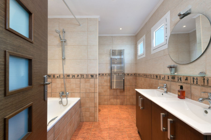 Image No.30-Villa de 3 chambres à vendre à Marbella