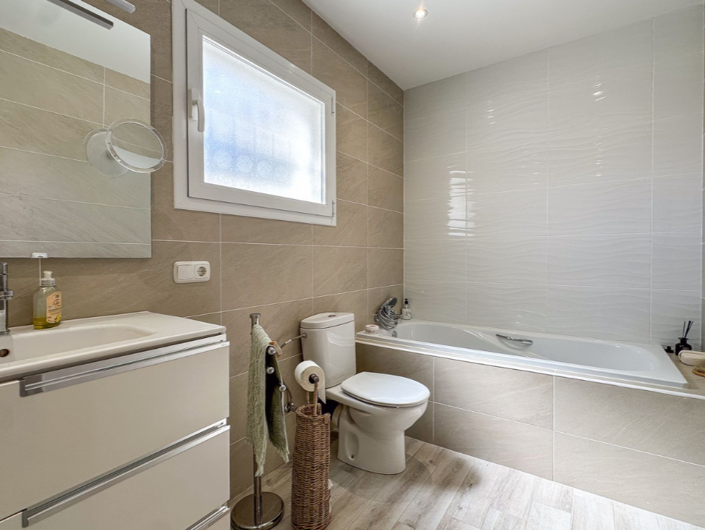 Image No.24-Villa de 4 chambres à vendre à Estepona