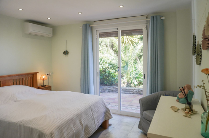 Image No.27-Villa de 4 chambres à vendre à Estepona