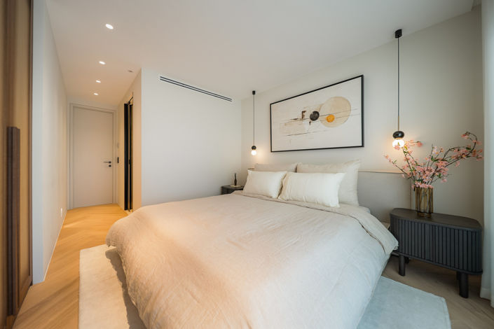 Image No.10-3 Bed Apartment for sale