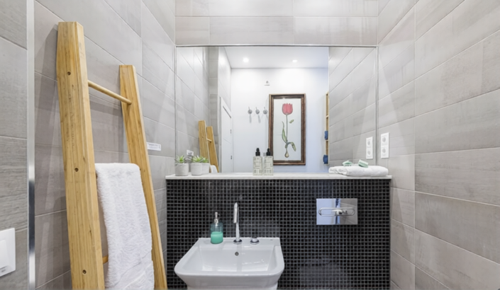 Image No.12-1 Bed Apartment for sale