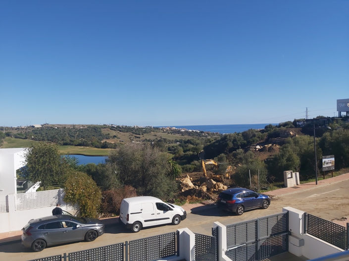 Image No.10-3 Bed Villa for sale