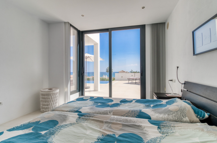 Image No.17-4 Bed Villa for sale