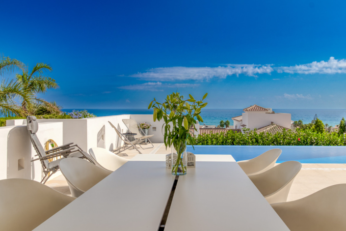 Image No.2-4 Bed Villa for sale