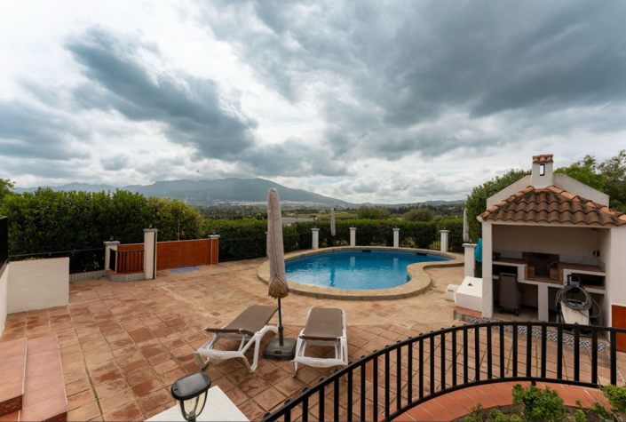 Image No.48-4 Bed Villa for sale