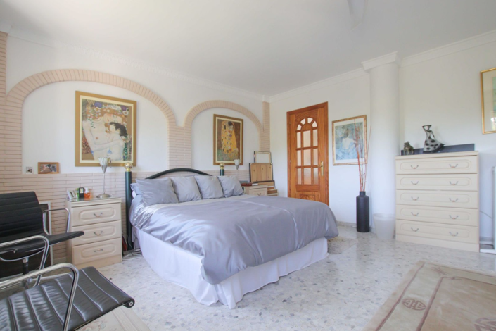 Image No.18-Villa de 4 chambres à vendre à Estepona