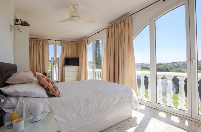 Image No.23-Villa de 4 chambres à vendre à Estepona