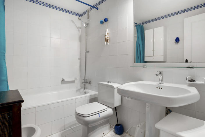 Image No.11-3 Bed Townhouse for sale