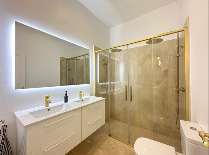 Image No.9-3 Bed Apartment for sale