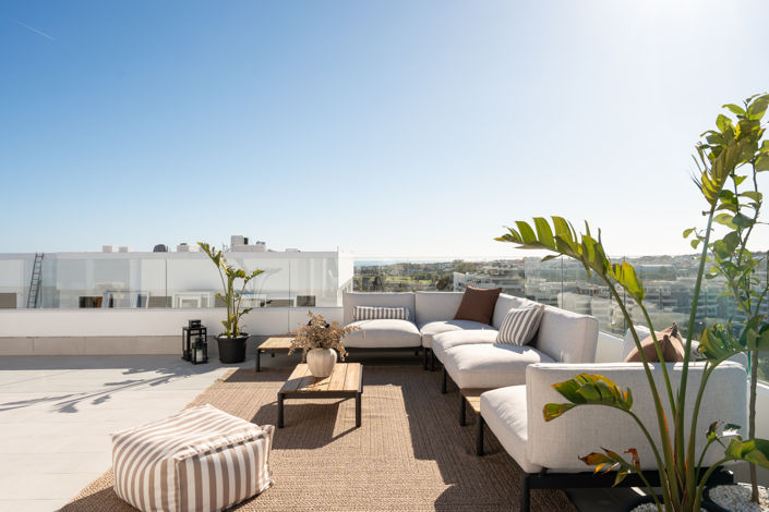 Image No.2-4 Bed Penthouse for sale