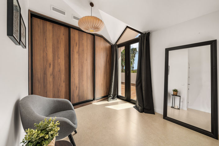 Image No.20-4 Bed Villa for sale