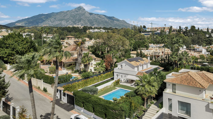 Image No.3-4 Bed Villa for sale