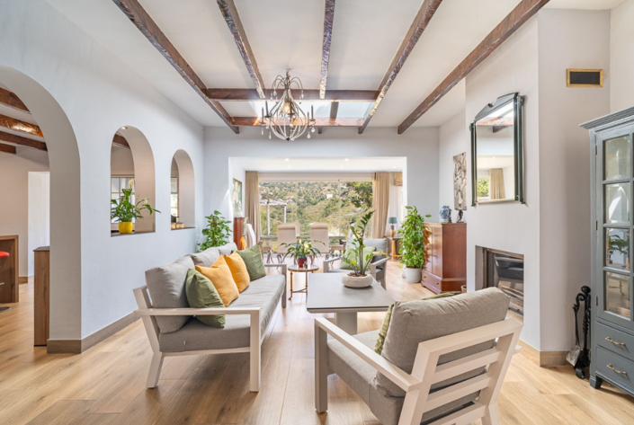 Image No.2-3 Bed Villa for sale