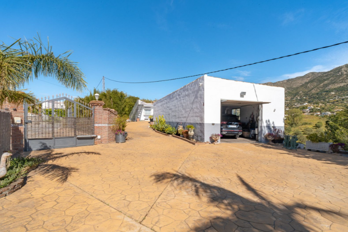 Image No.33-3 Bed Villa for sale