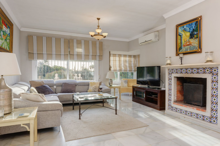 Image No.12-4 Bed Villa for sale