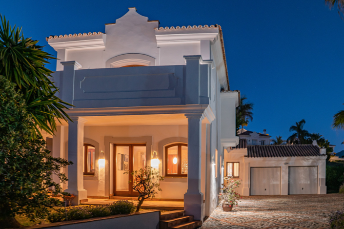 Image No.10-4 Bed Villa for sale