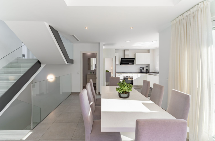 Image No.10-5 Bed Villa for sale