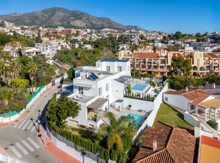 Image No.15-5 Bed Villa for sale