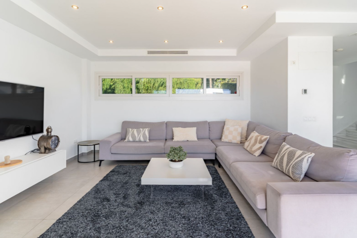 Image No.19-5 Bed Villa for sale